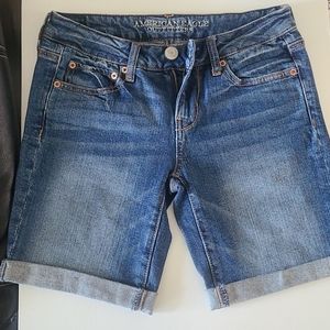 American Eagle size 4